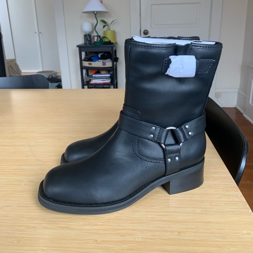 Never worn - brand new Open Edit Moro Boots